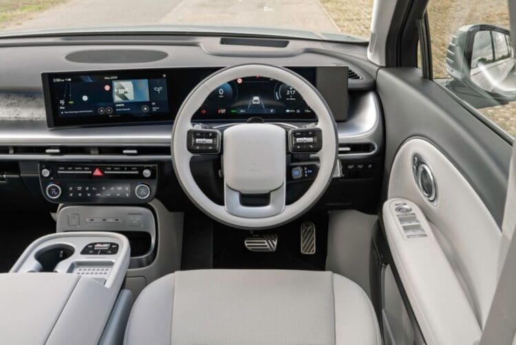 Hyundai Ioniq 9 interior