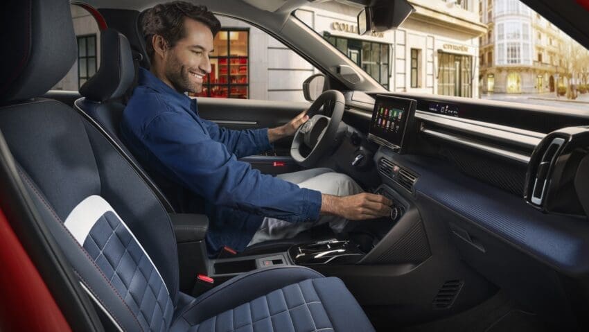 Citroen E-C4 Collection interior