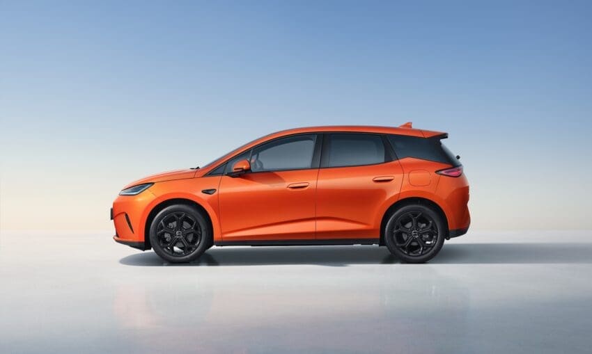 BYD Dolphin G-DMi side view