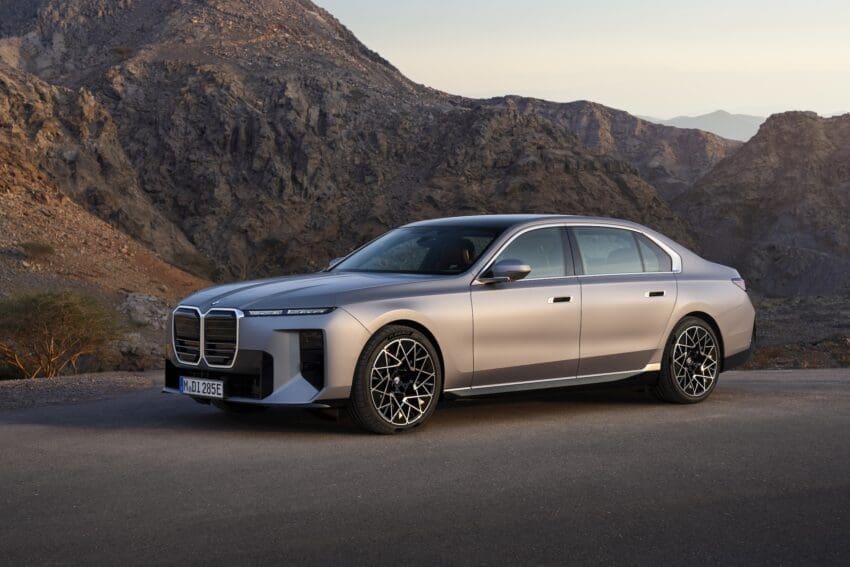 New BMW i7