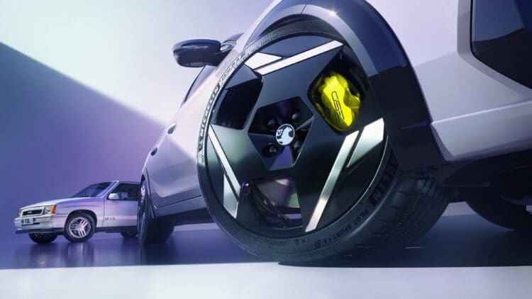 Vauxhall Corsa GSE three-spoke alloy wheel