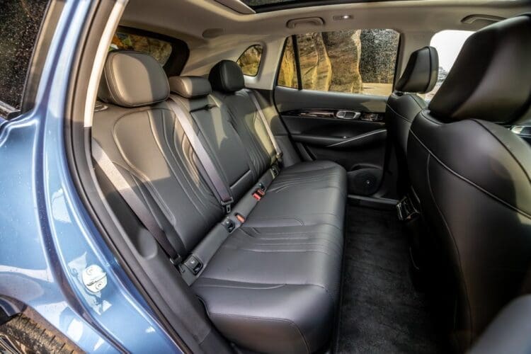 geely starray rear seats