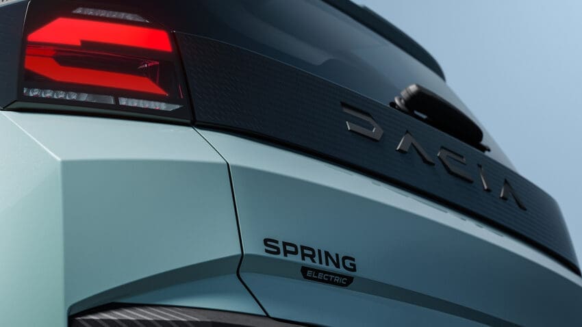 2027 dacia spring badge