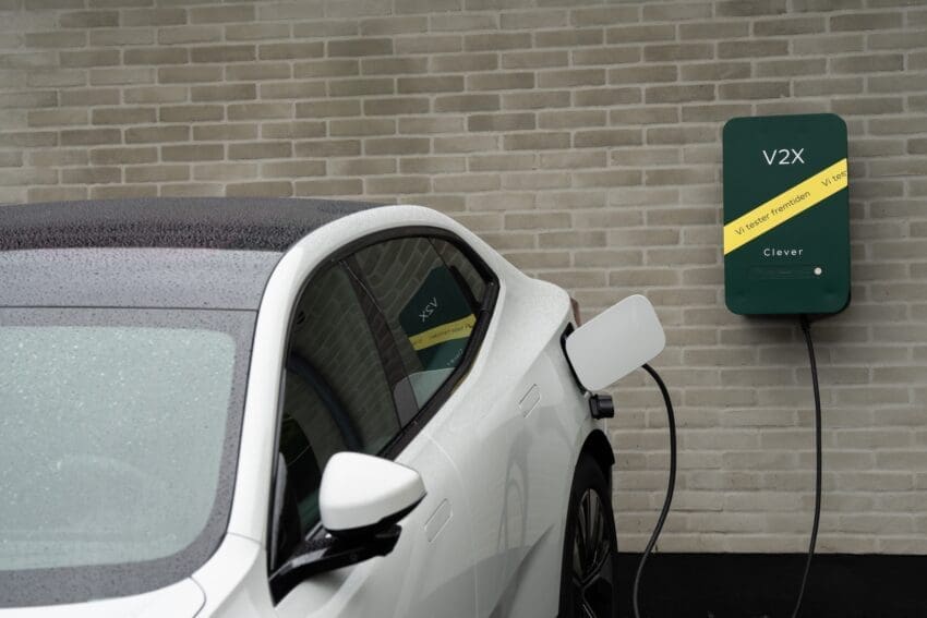 Polestar to use V2X tech to power Danish smart homes