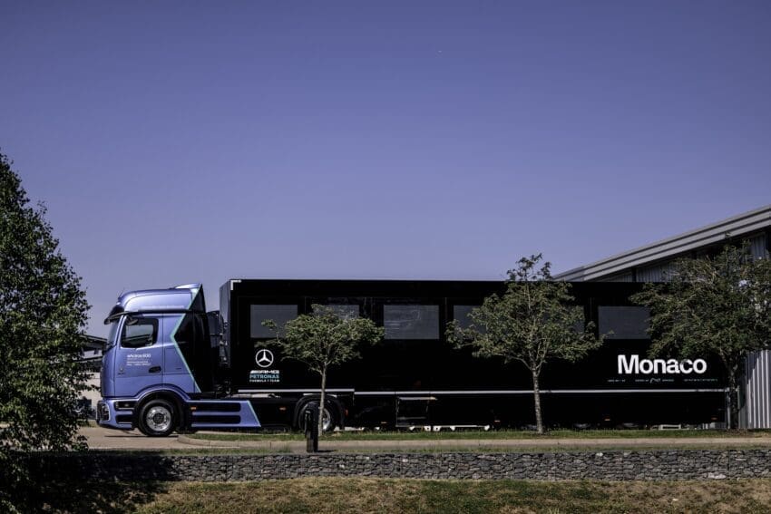The eActros 600 will transport the Mercedes AMG-F1 team's W16 cars to Monaco 