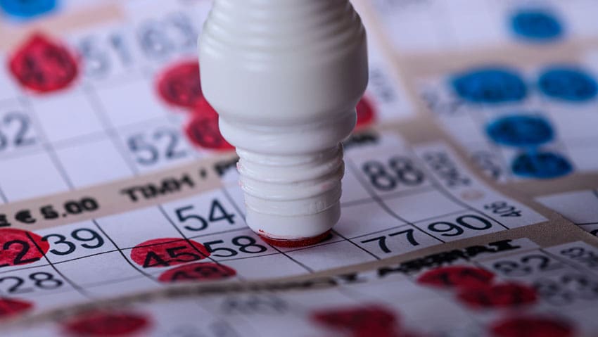 Bingo is a game of chance closely related to lotteries and enjoys enduring popularity in the USA and England. It is also widely available in the UK, both locally and online on casino sites.